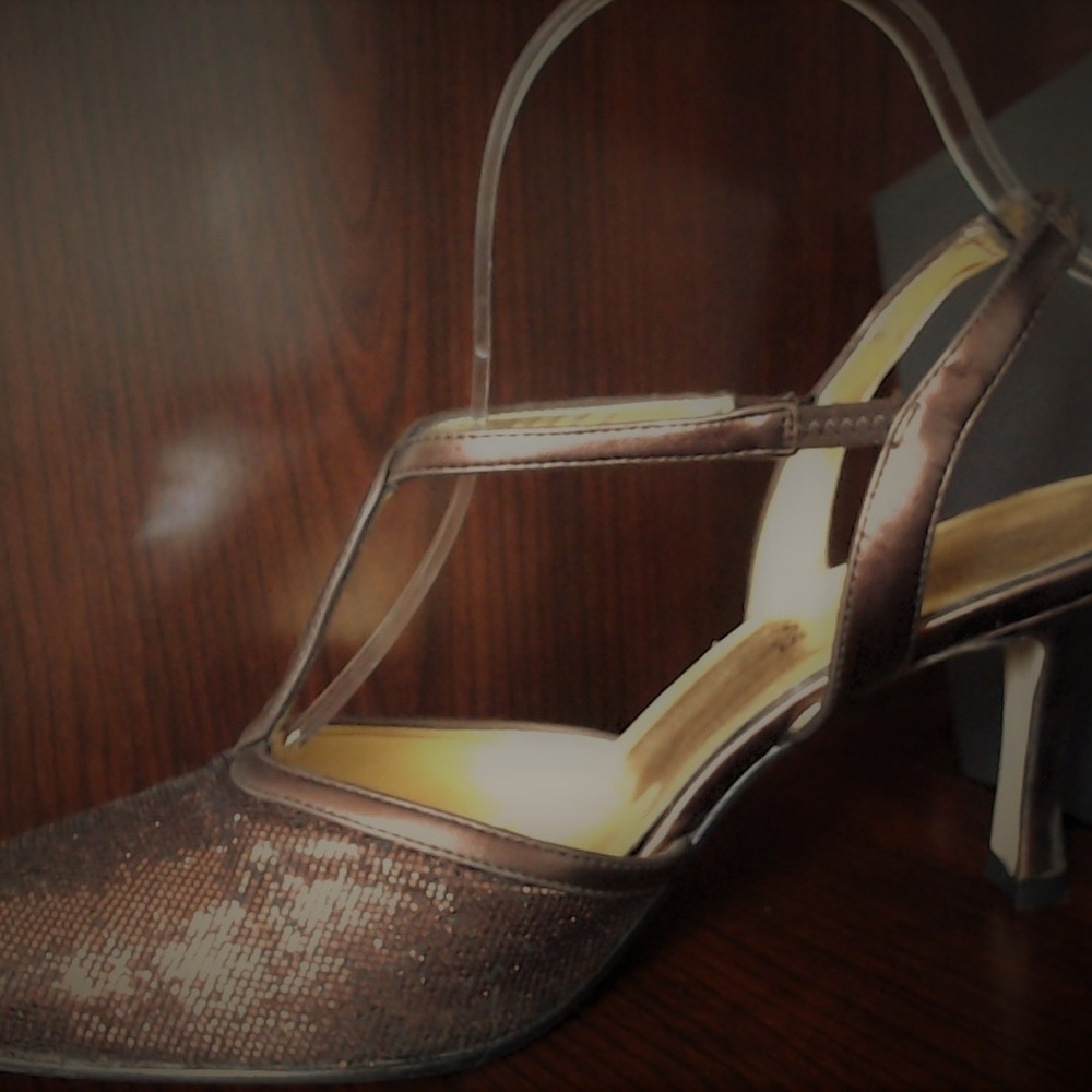 PM Collection by 9.2.5 -. Sparkly Brown - Picture 5 of 7